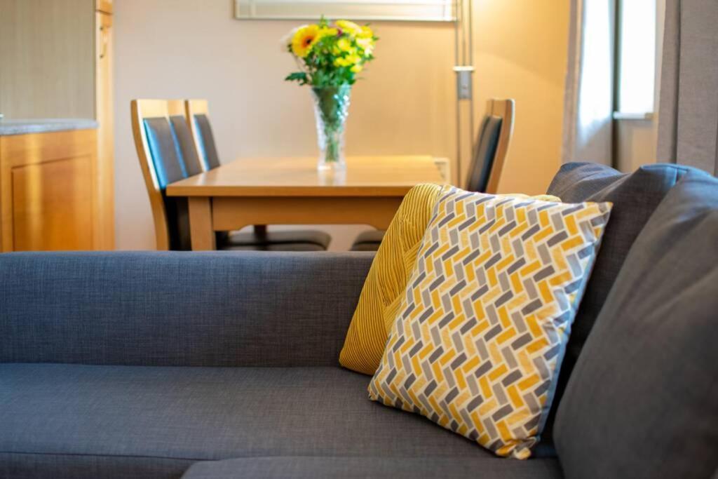 310 - The Carrowbeg At The Harbour Mills By Shortstays Westport Kültér fotó