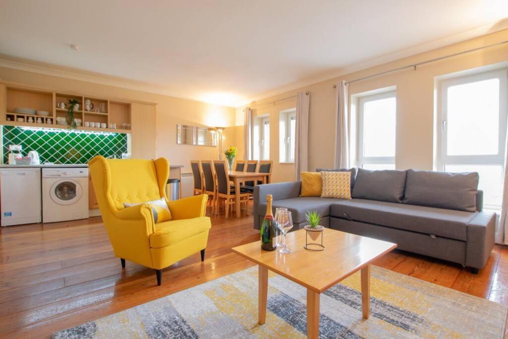 310 - The Carrowbeg At The Harbour Mills By Shortstays Westport Kültér fotó