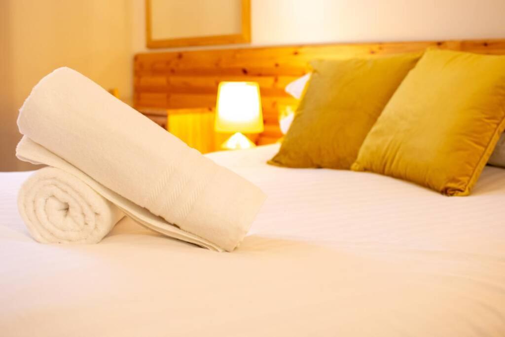 310 - The Carrowbeg At The Harbour Mills By Shortstays Westport Kültér fotó